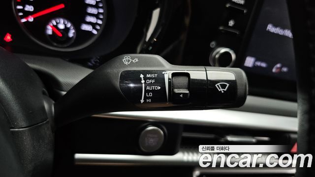 Kia K5 (III) 2.0 Prestige 2022 — фото 30