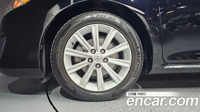 Toyota Camry 2.5 XLE 2012 — фото 5