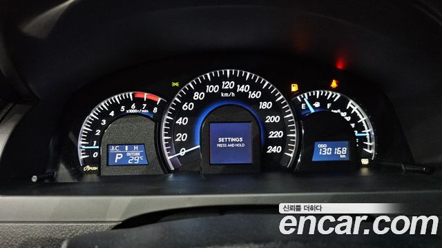 Toyota Camry 2.5 XLE 2012 — фото 8