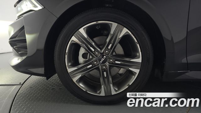Kia K5 (III) 2.0 Noblesse 2023 — фото 5