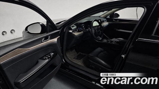 Kia K5 (III) 2.0 Noblesse 2023 — фото 10
