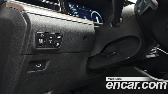 Kia K5 (III) 2.0 Noblesse 2023 — фото 33