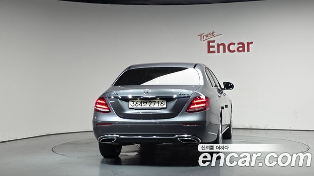Mercedes-Benz E-Class (W213) E300 4MATIC Exclusive 2020 — фото 4