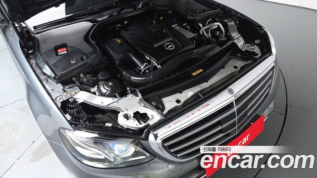 Mercedes-Benz E-Class (W213) E300 4MATIC Exclusive 2020 — фото 6