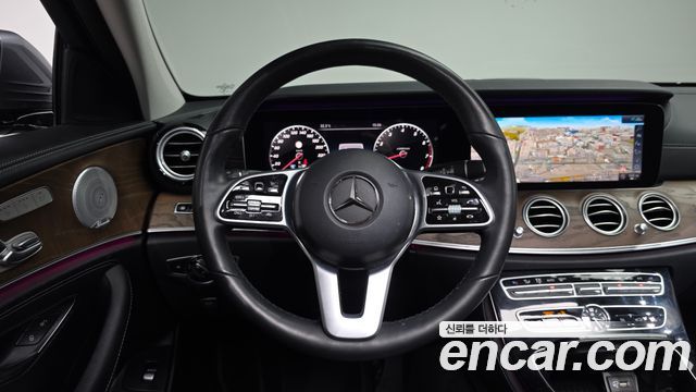 Mercedes-Benz E-Class (W213) E300 4MATIC Exclusive 2020 — фото 12