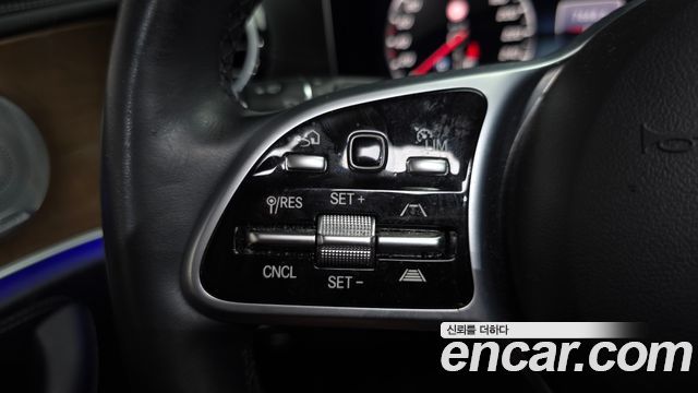 Mercedes-Benz E-Class (W213) E300 4MATIC Exclusive 2020 — фото 16