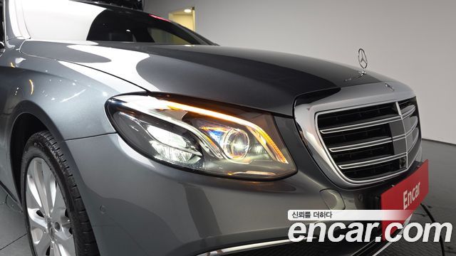 Mercedes-Benz E-Class (W213) E300 4MATIC Exclusive 2020 — фото 22