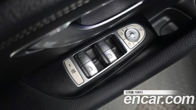 Mercedes-Benz E-Class (W213) E300 4MATIC Exclusive 2020 — фото 29