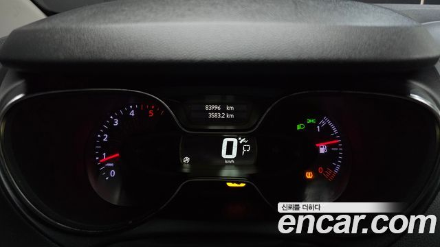 Renault Korea QM3 RE 2018 — фото 8