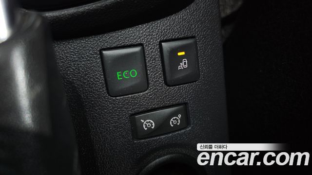 Renault Korea QM3 RE 2018 — фото 15