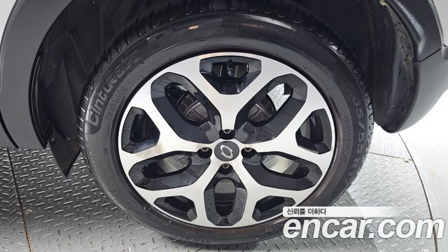 Renault Korea QM3 RE 2018 — фото 21