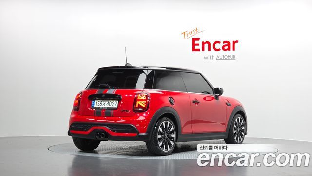 MINI Cooper S Classic Third Generation 2022 — фото 2
