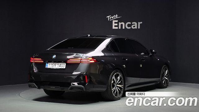 BMW 5 Series (G60) 530i xDrive M Sport 2025 — фото 2