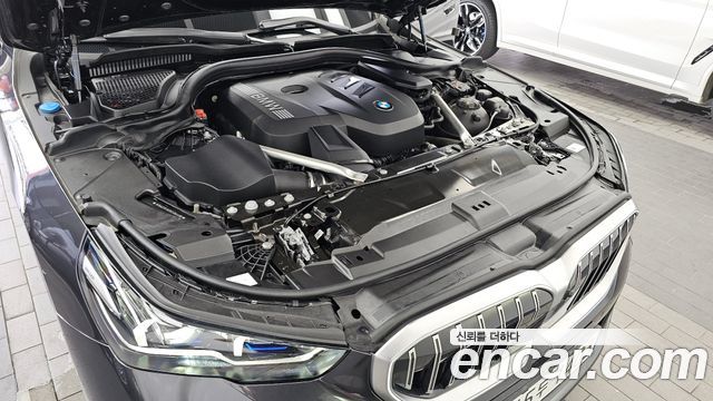 BMW 5 Series (G60) 530i xDrive M Sport 2025 — фото 6
