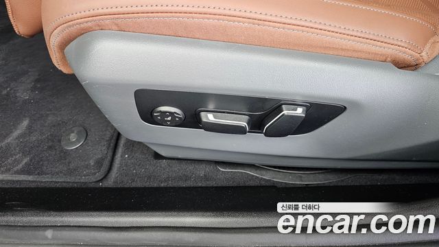 BMW 5 Series (G60) 530i xDrive M Sport 2025 — фото 31