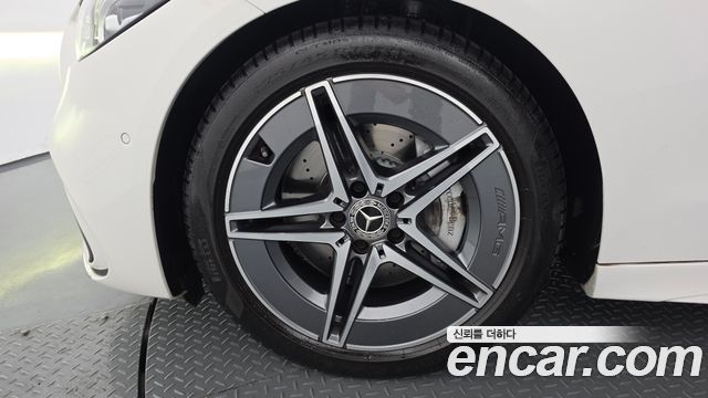 Mercedes-Benz C-Class (W206) C200 AMG Line 2025 — фото 5