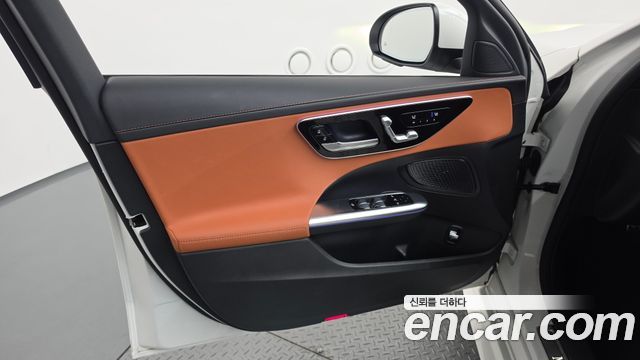 Mercedes-Benz C-Class (W206) C200 AMG Line 2025 — фото 30
