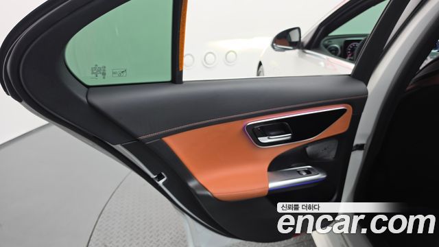 Mercedes-Benz C-Class (W206) C200 AMG Line 2025 — фото 31