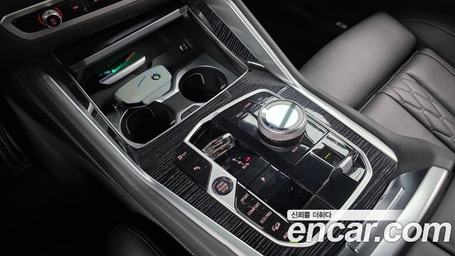 BMW X6 (G06) xDrive40i M Sport 2024 — фото 9