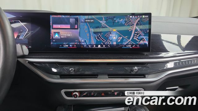 BMW X6 (G06) xDrive40i M Sport 2024 — фото 13