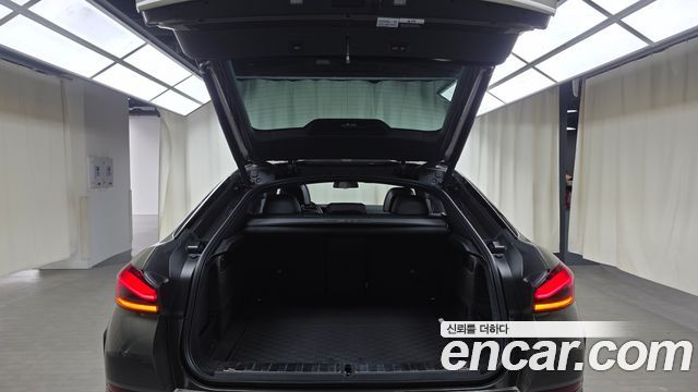 BMW X6 (G06) xDrive40i M Sport 2024 — фото 17