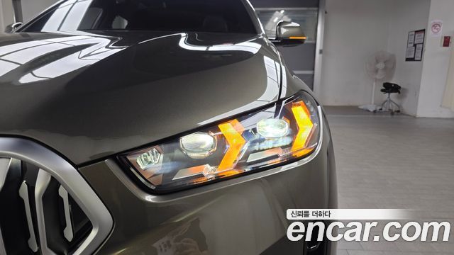 BMW X6 (G06) xDrive40i M Sport 2024 — фото 22