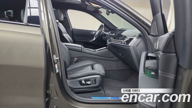 BMW X6 (G06) xDrive40i M Sport 2024 — фото 26