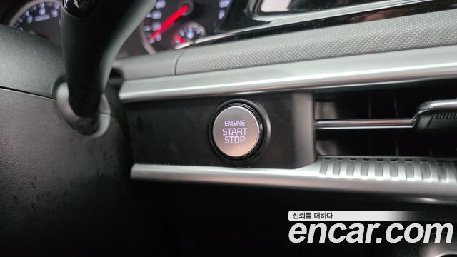 Kia K5 (III) 2.0 Prestige 2023 — фото 17
