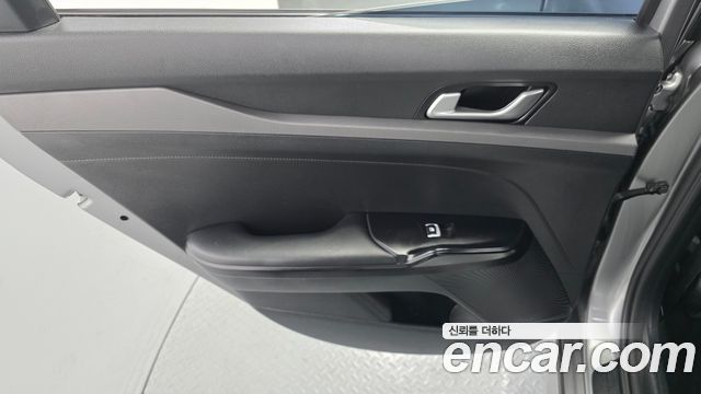 Kia K5 (III) 2.0 Prestige 2023 — фото 25