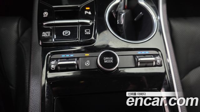 Kia K5 (III) 2.0 Prestige 2023 — фото 28