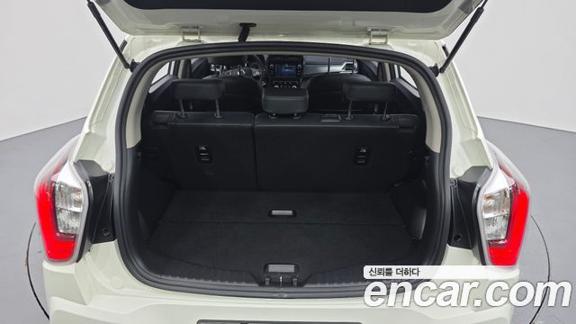KG Mobility (SsangYong) Very New Tivoli Gasoline 1.5 2WD V1 2021 — фото 20