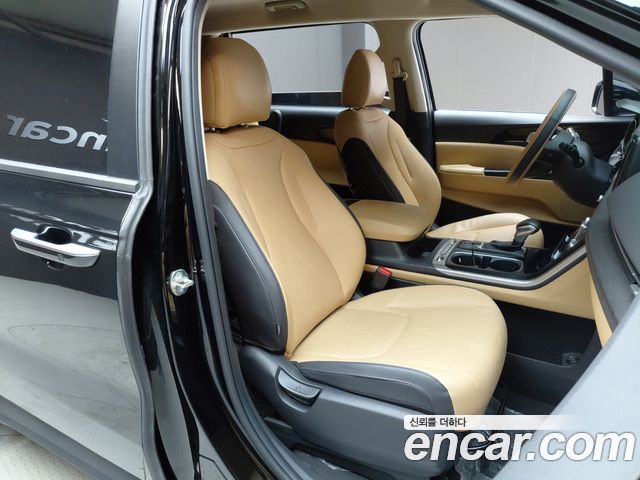 Kia Carnival (IV) Diesel 9-Seater Prestige 2023 — фото 26