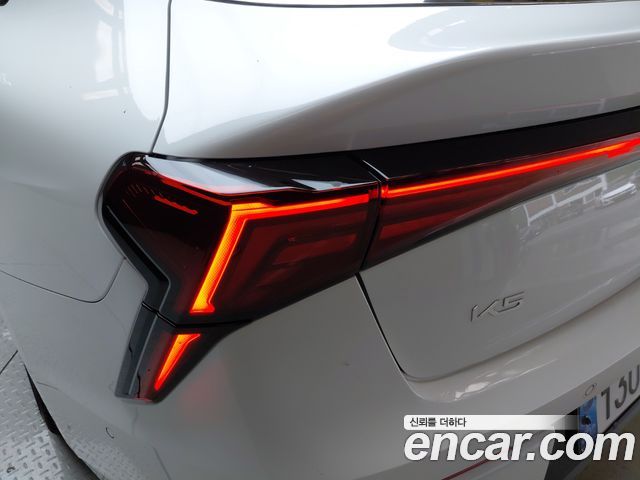 Kia K5 Hybrid (III) Signature 2024 — фото 23