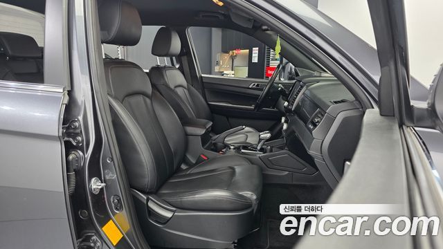 KG Mobility (SsangYong) Rexton Sports Khan Diesel 2.2 4WD Dynamic Edition (5-Link) 2021 — фото 11