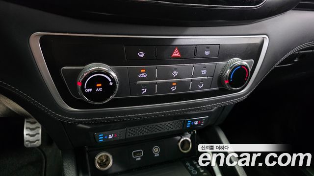 KG Mobility (SsangYong) Rexton Sports Khan Diesel 2.2 4WD Dynamic Edition (5-Link) 2021 — фото 16