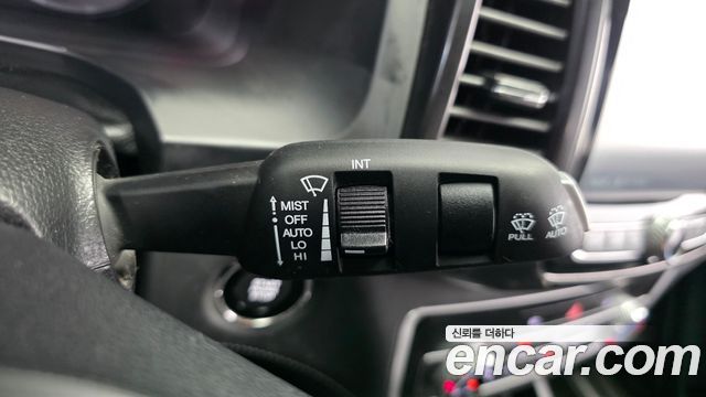 KG Mobility (SsangYong) Rexton Sports Khan Diesel 2.2 4WD Dynamic Edition (5-Link) 2021 — фото 29
