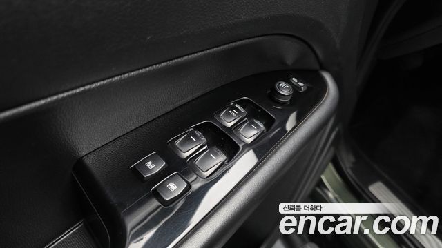 KG Mobility (SsangYong) Rexton Sports Khan Diesel 2.2 4WD Culman Prestige 2024 — фото 30