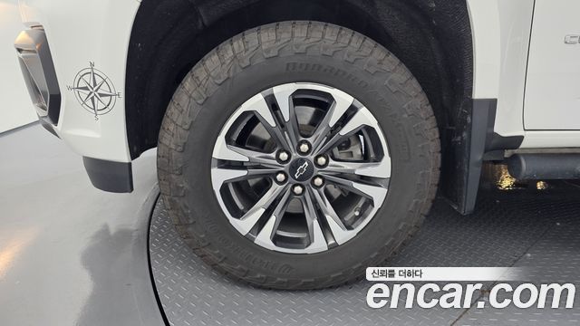 Chevrolet Real New Colorado 3.6 Z71-X 4WD 2021 — фото 5