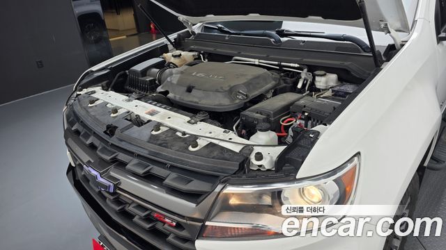 Chevrolet Real New Colorado 3.6 Z71-X 4WD 2021 — фото 6