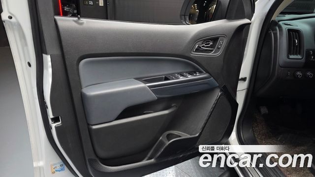 Chevrolet Real New Colorado 3.6 Z71-X 4WD 2021 — фото 24