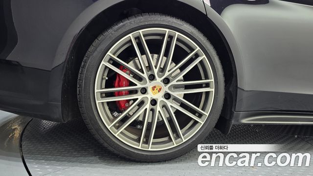 Porsche Panamera (971) 4.0 GTS 2019 — фото 5