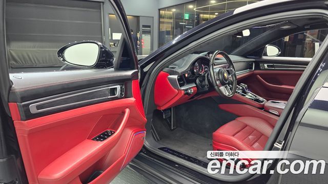 Porsche Panamera (971) 4.0 GTS 2019 — фото 10
