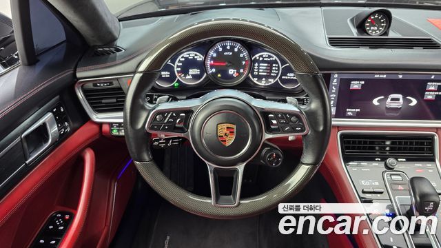Porsche Panamera (971) 4.0 GTS 2019 — фото 13