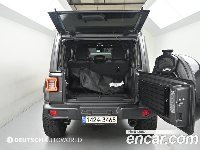 Jeep Wrangler (JL) 2.0 Overland Power Top 4Door 2021 — фото 24