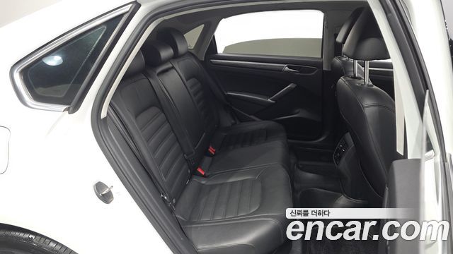 Volkswagen Passat 2.0 TSI B7 2018 — фото 11