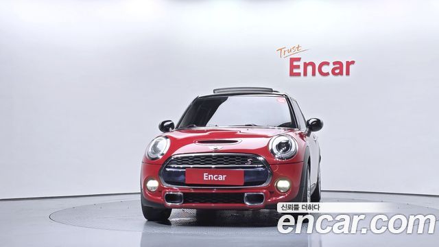 MINI Cooper S 5Door Standard 3rd 2015 — фото 3
