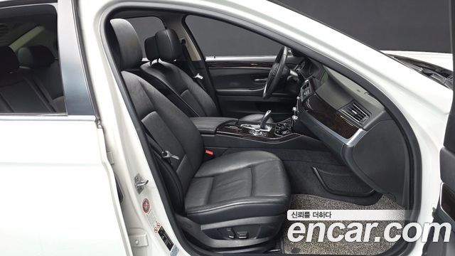 BMW 5 Series (F10) 520d 2013 — фото 11