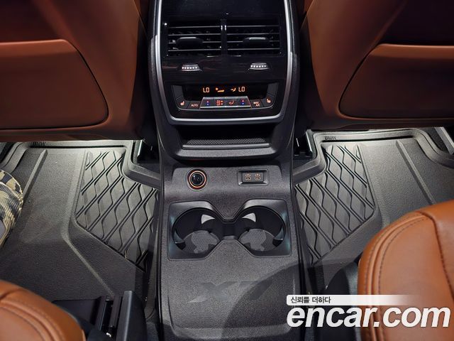 BMW X7 (G07) M60i xDrive M sport 6STR 2025 — фото 17