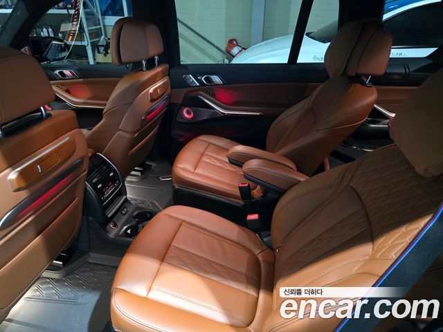 BMW X7 (G07) M60i xDrive M sport 6STR 2025 — фото 18
