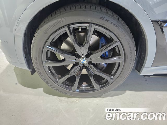 BMW X7 (G07) M60i xDrive M sport 6STR 2025 — фото 22